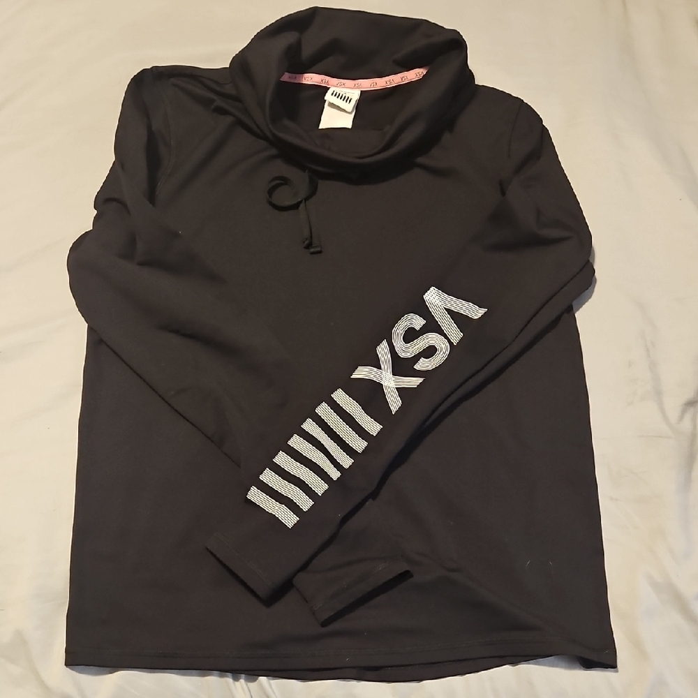 Victoria's Secret VSX Funnel Neck Lightweight Pullover Size Small
